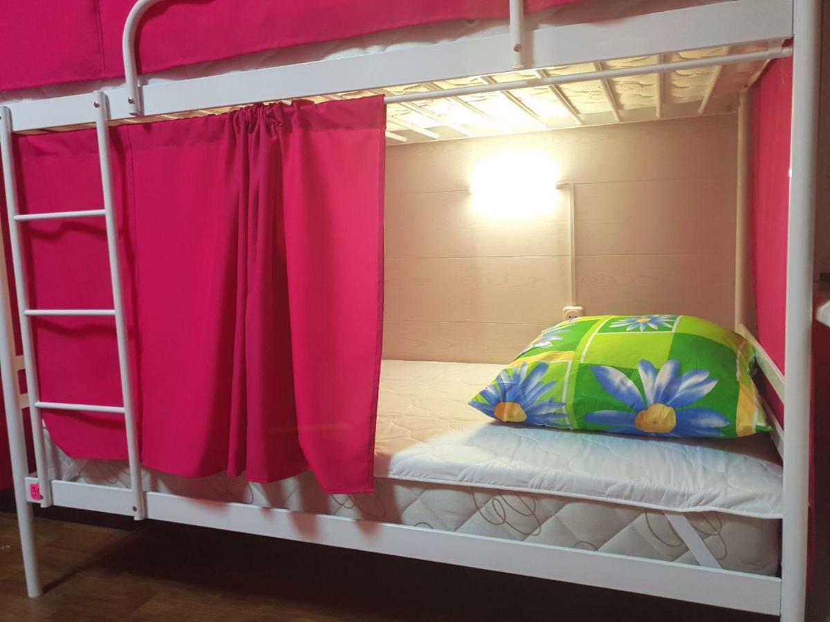 Hostel 777 Vokzal 基輔 外观 照片